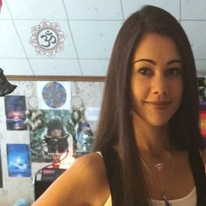 Meet your Posher, Anita