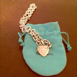 Tiffany & Co. Return to Tiffany Choker
