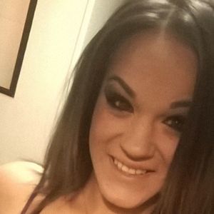 Meet your Posher, Monique