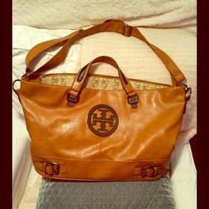 Gorgeous Tory Burch Saddle Leather Large Bag