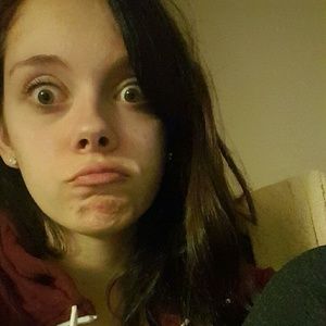 Meet your Posher, Briana