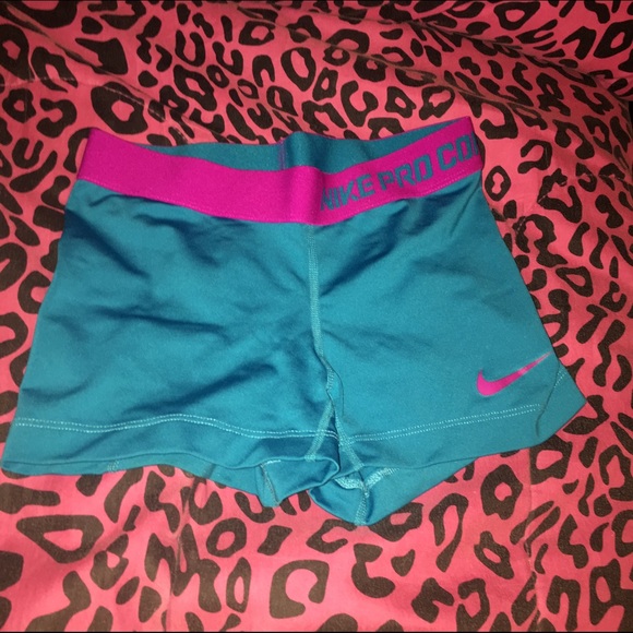 Nike pro spanx