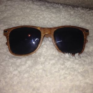 wooden frame raybans