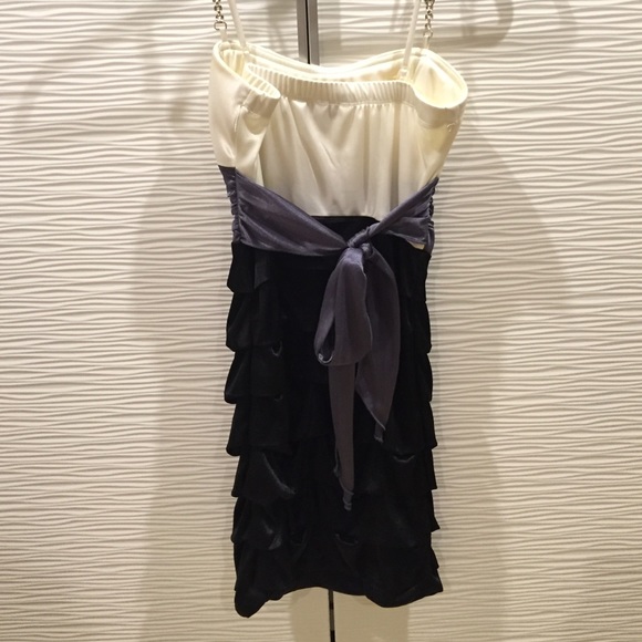 Elegant Ruffle Formal Dress with Tie back - Picture 2 of 4