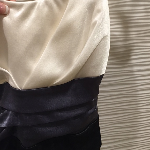 Elegant Ruffle Formal Dress with Tie back - Picture 4 of 4