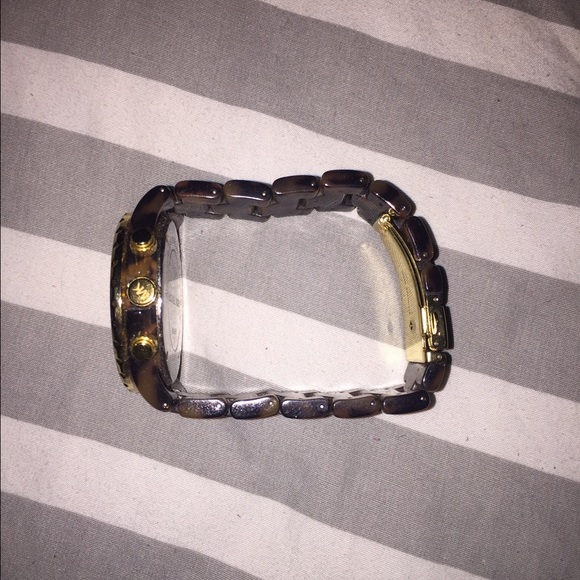 Michael Kors Watch - Picture 3 of 4