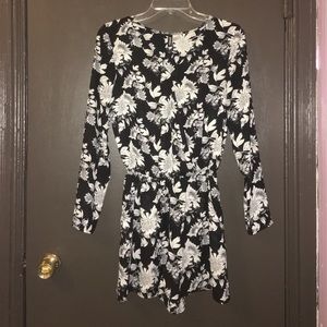 Floral Print Long Sleeve Short Romper