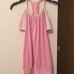 Lululemon yoga top with built in bra