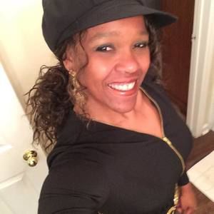 Meet your Posher, Flavia