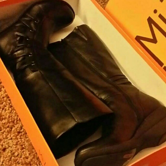 Boots - Miz Mooz Orson (women's) - black, size 7.5