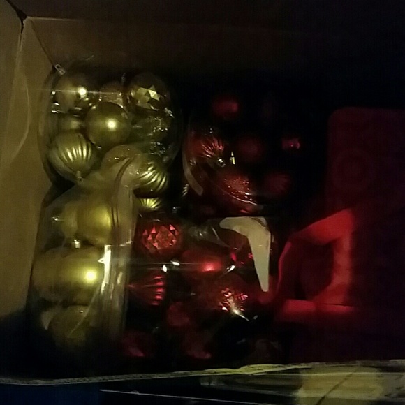 Christmas Decorations - Picture 1 of 1