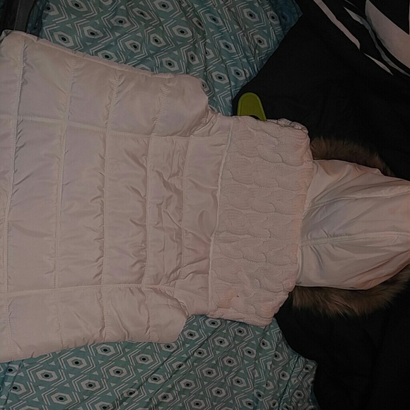 Vest - Picture 3 of 4