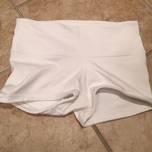 NWOT lululemon boogie short