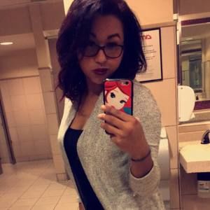 Meet your Posher, Carla zafiro