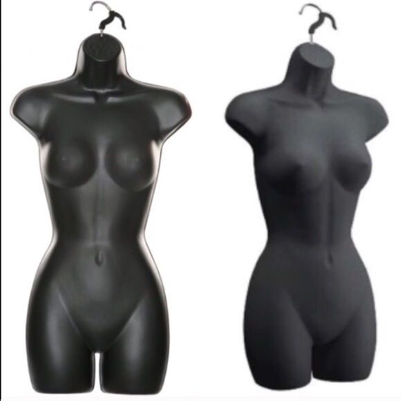 Boutique Dresses & Skirts - 🚩BackInStock• Mannequin Blk Display with Hook ‼️