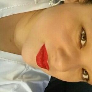 Meet your Posher, Sahira