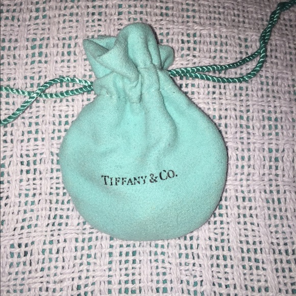 RETURN TO TIFFANY