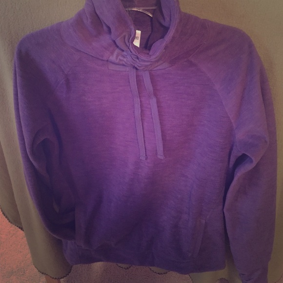 Old Navy NWOT Fleece pullover🍁 Perfect for fall