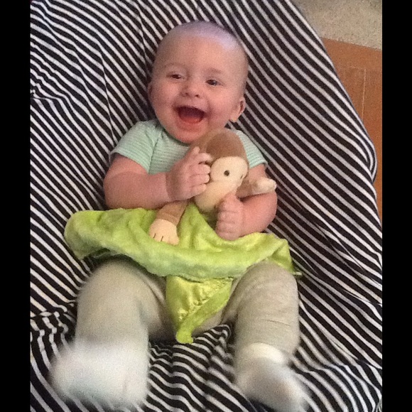 Brrr ITS COLD OUT. BUNDLE UP & COME SHOP WITH ME. - Picture 3 of 4