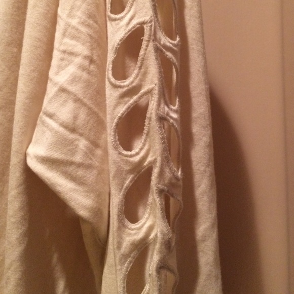 Cream Carmen cut & sew knit - Picture 2 of 2