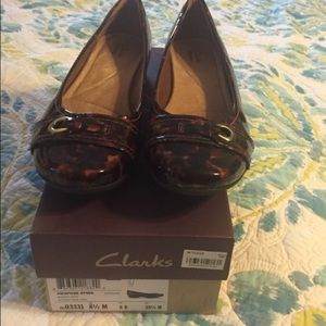 Clarks flats