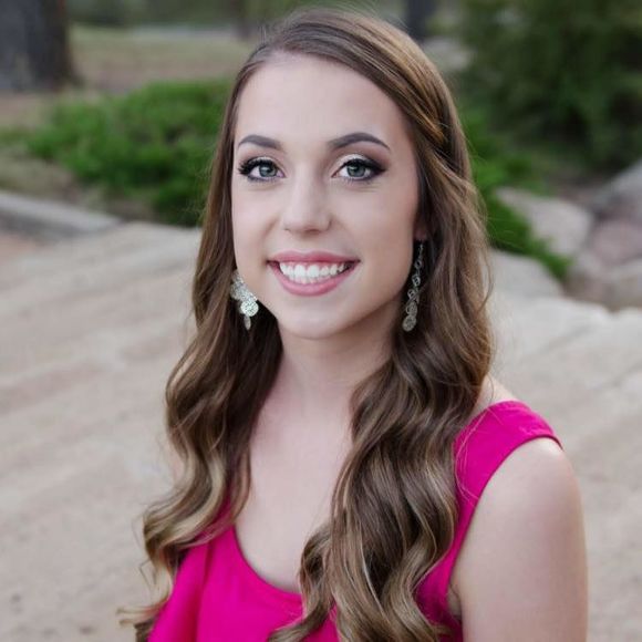 Meet your Posher, Jessica