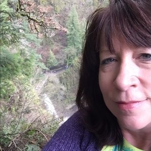 Meet your Posher, Shannon