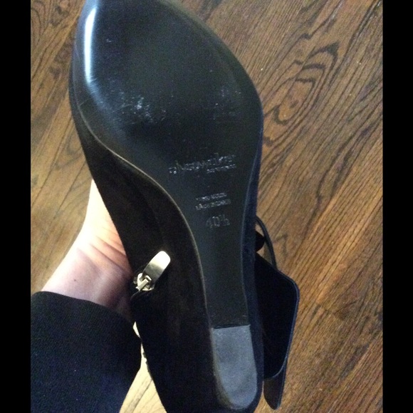 Elyse Walker♣️$675♣️HP♣️9 & 10 suede booties 9/9.5 - Picture 2 of 4