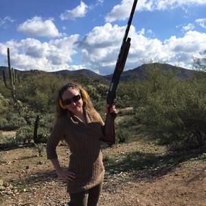 Meet your Posher, Dina