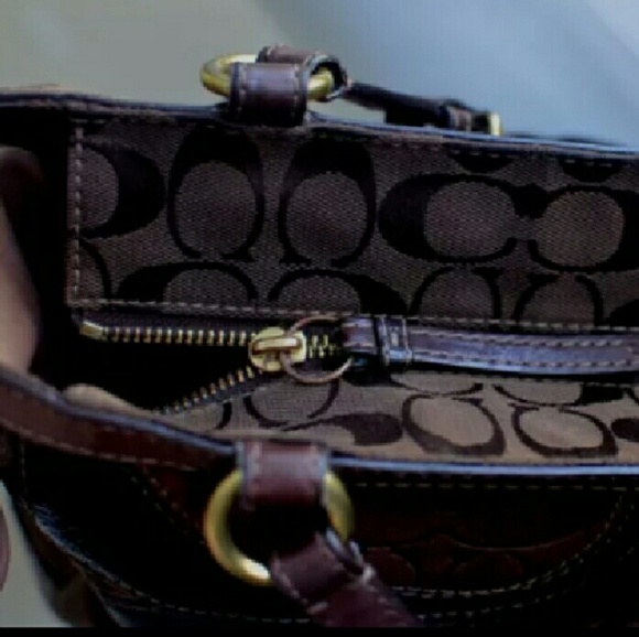 Preowned Coach Zoe Patchwork Handbag - Picture 2 of 4