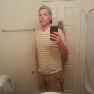 Meet your Posher, Derrick