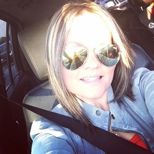 Meet your Posher, Vanessa