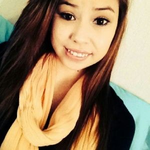 Meet your Posher, Janet