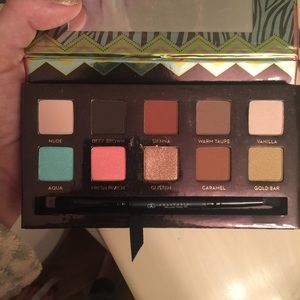 Anastasia Beverly Hills maya Mia pallet !!!