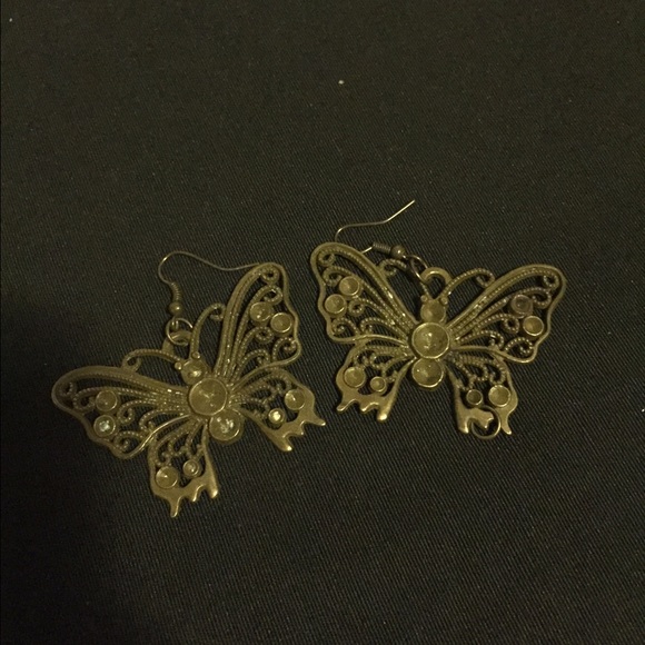 Earrings - Picture 1 of 1