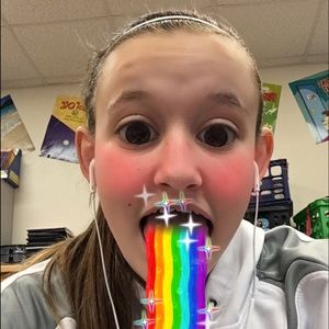 Meet your Posher, Lexi
