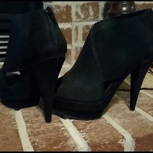 Jessica Simpson booties