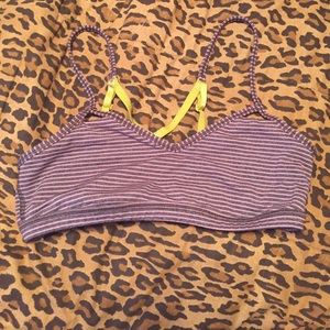 Lululemon sports bra