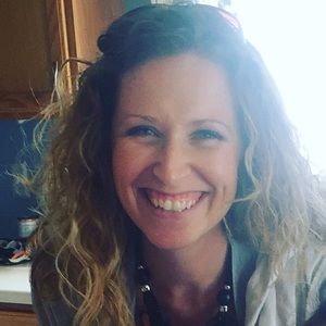 Meet your Posher, Tia