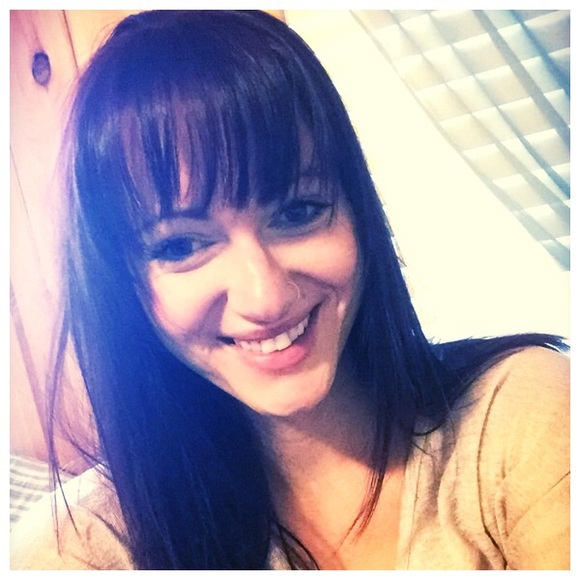 Meet your Posher, Ciara - Picture 1 of 1