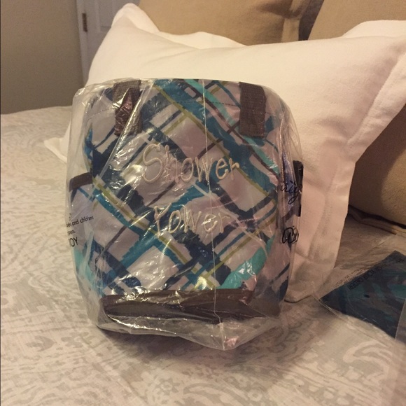 Thirty One Round About Caddy