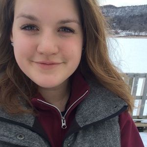 Meet your Posher, Maddie