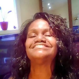 Meet your Posher, Cheneda