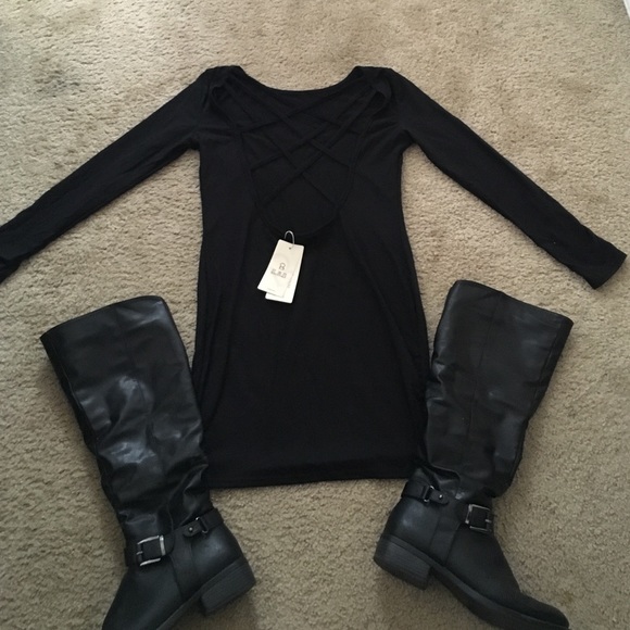 NWT black mini open back