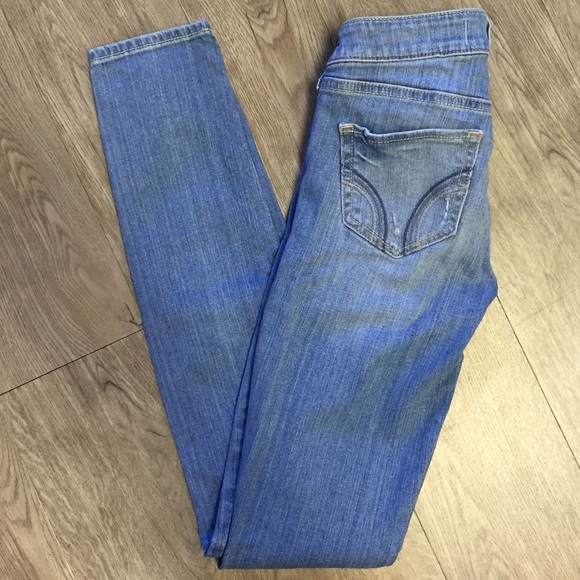 Hollister jeans