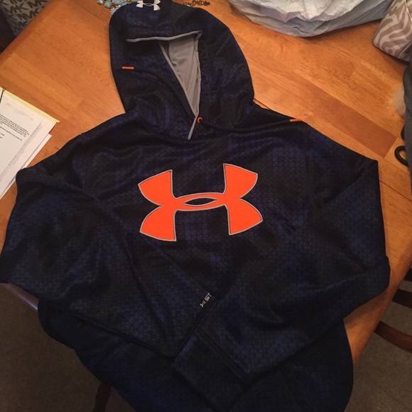 Men's UNDER ARMOUR hoodie