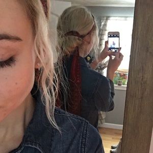 Meet your Posher, Lauren