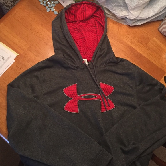 Men's UNDER ARMOUR hoodie