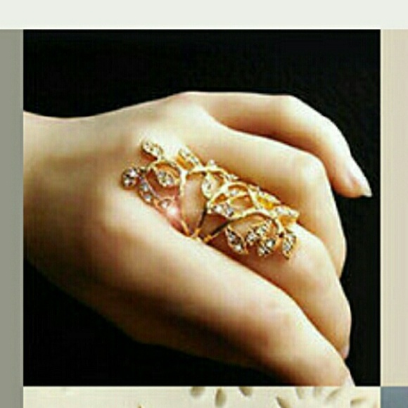 Women's -  Ring-  Size 6