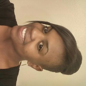 Meet your Posher, Alexandria